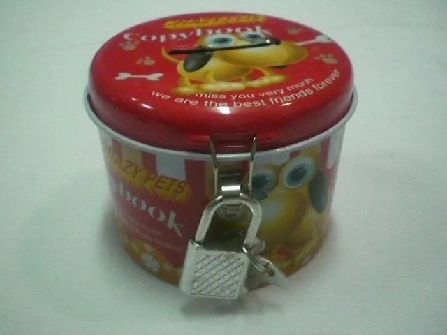 Метална касичка с катинар