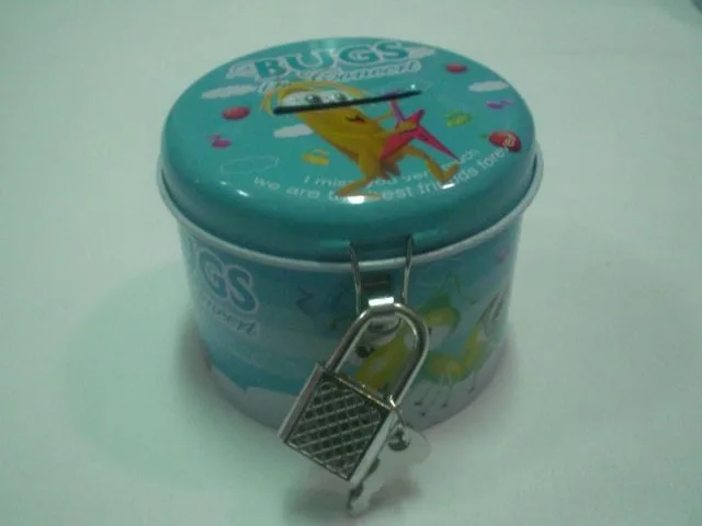 Метална касичка с катинар