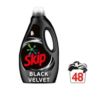 Течен прах Skip Black Velvet черно 48пр 2.4л